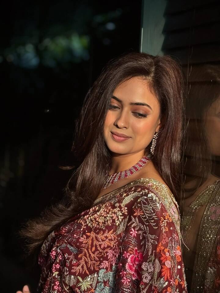 उन्होंने अपने करियर की शुरुआत 'कसौटी ज़िंदगी की' से की. इस सीरियल में 'प्रेरणा' का किरदार निभाकर घर-घर में पहचान बनाई.