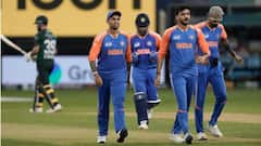 50 प्रतिशत से ज्यादा डॉट, एक-एक रन को तरसे पाकिस्तानी बल्लेबाज; साफ दिखा भारतीय गेंदबाजों का खौफ