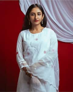 পুনর্গঠনের শক্তি: দুর্গাপুজো আমাদের ব্যক্তিগত ব্র্যান্ডিং নিয়ে কী শেখায়