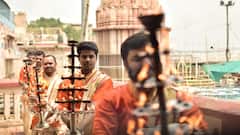 वाराणसी के इन मंदिरों में मिलेगी फ्री ऑनलाइन पूजा की सुविधा, इस नंबर पर भेजें नाम और गोत्र