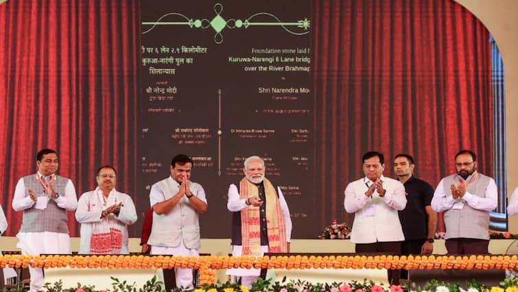 <div>PM Modi Unveils Rs 6,300-Crore Health & Infrastructure Projects In Assam’s Mangaldoi</div>