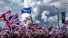 Over 1 Lakh Protesters Flood Central London In Tommy Robinson’s ‘Unite The Kingdom’ March