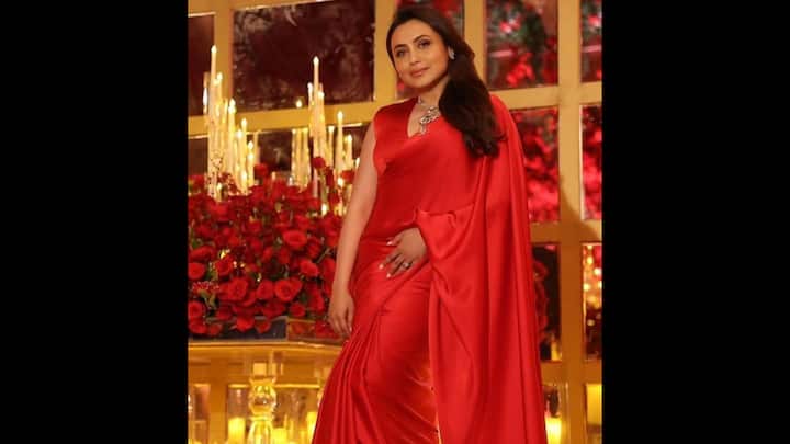 2. Dazzling Red saree: This saree worn by Rani Mukerji features a luxurious, flowing fabric. The beauty of this look lies in its simplicity, the saree is a solid colour with no heavy embroidery, allowing the fabric and the stunning styling to take center stage. The rich, ruby-red colour commands attention, making it the perfect choice for Durga Puja 2025. This is the ideal look for a late-night pandal visit, a musical performance, or a festive dinner. (Image Source: Pinterest/nrjwstn41)