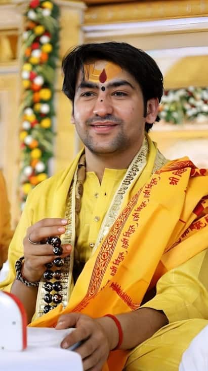 पंडित धीरेंद्र शास्त्री से जानिए शारदीय नवरात्रि से जुड़ी जानकारी!