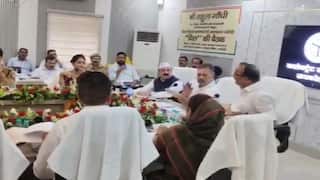 Rahul Gandhi, UP Minister Spar At Raebareli Meet: Watch