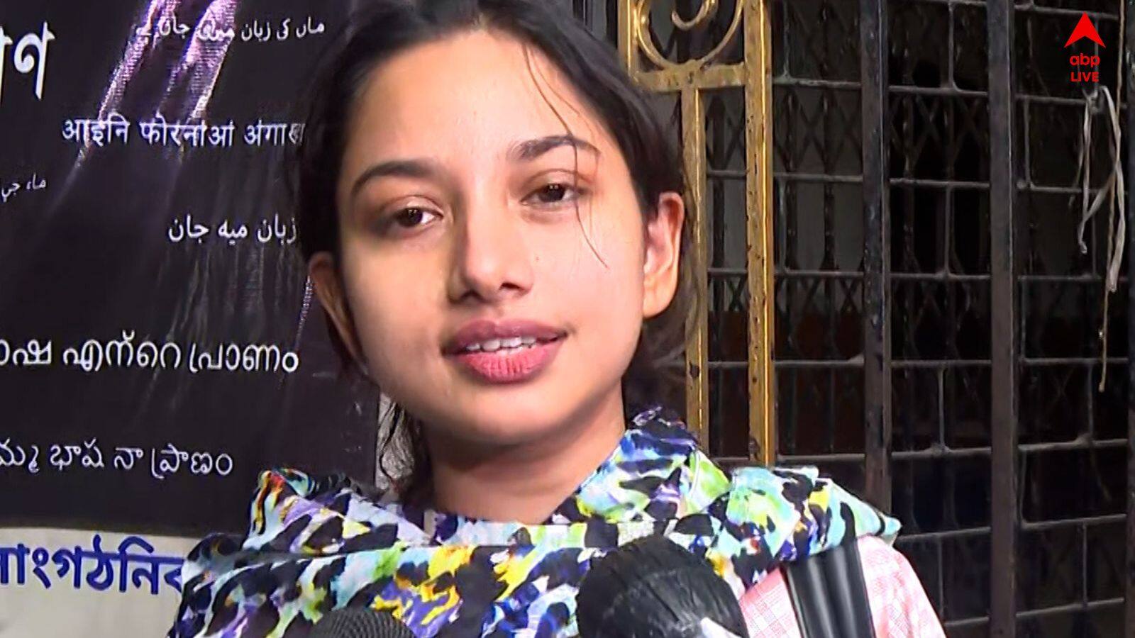 SSC Exam: SSC-র পরীক্ষা দিলেন রাজন্যা হালদার, 'স্বচ্ছ নিয়োগের ভাবনা, যদি আবারও ভাবতে হয়, সেটা লজ্জার...