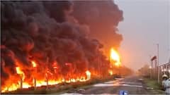 गुजरात: भरूच में संघवी ऑर्गेनिक्स फैक्ट्री में लगी भयंकर आग, दूर तक दिखा धुएं का गुबार, राहत कार्य जारी