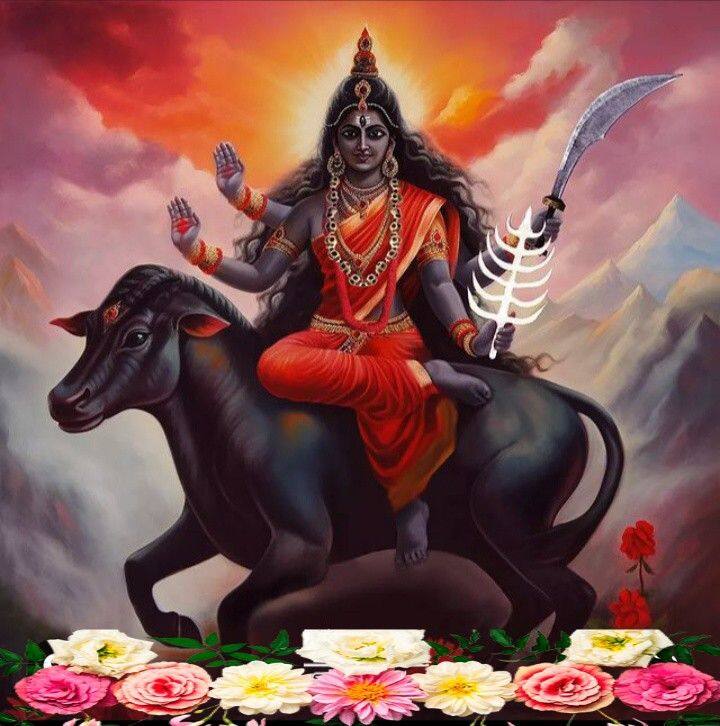 నవరాత్రిలో శని   అశుభ ప్రభావాన్ని తగ్గించడానికి మీరు కాళరాత్రి మాతను పూజించవచ్చు. బెల్లం, నువ్వుల నైవేద్యం సమర్పించండి.   'ఓం కాలరాత్రై నమః' మంత్రాన్ని జపించండి