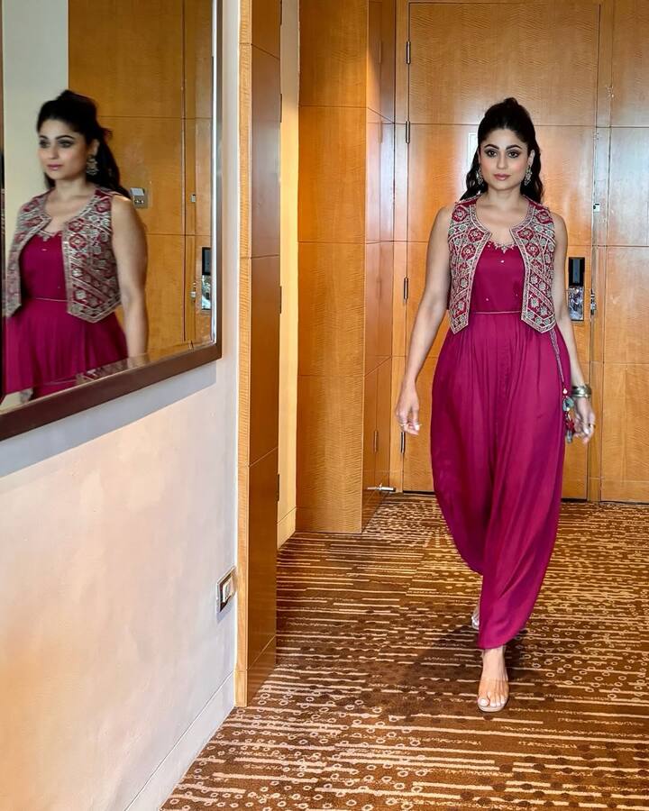 शमिता ने मुंबई के 'रॉयल्टी' क्लब और चंडीगढ़ के एक स्पा को अपने हुनर से बेहतरीन लुक दिया है.