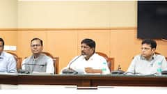 కాలేజీల యాజమాన్యాలతో తెలంగాణ ప్రభుత్వ చర్చలు సఫలం, దీపావళిలోపు కొంత విడుదల