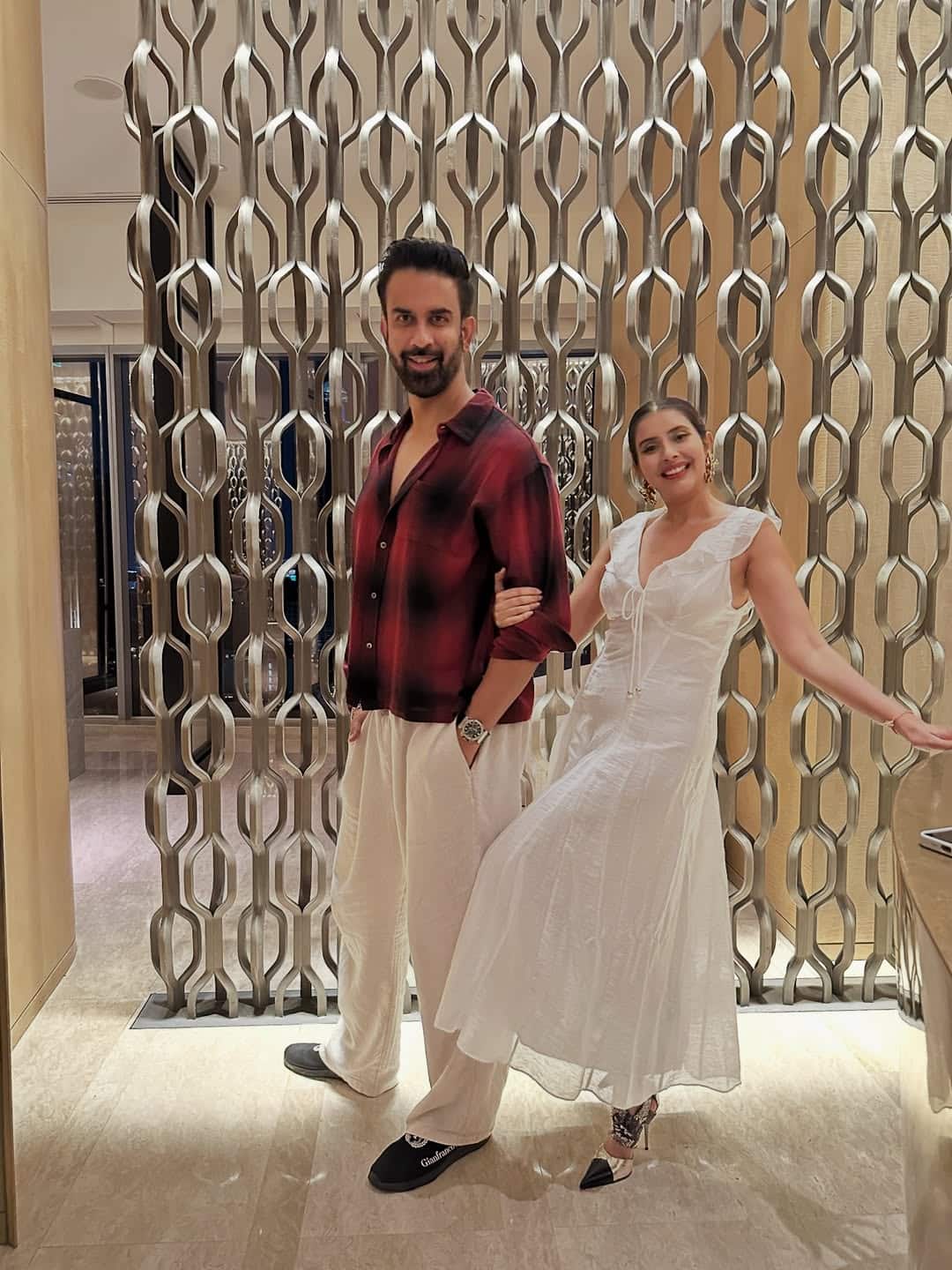 The pair of Rajiv Sen and Charu Asopa have always been in the news. Both of them made headlines about their personal life several times after marriage and then the news of their divorce also caught a lot of attention. Even after separation, there was a good relationship between Rajiv and Charu, especially for his daughter Ziana.