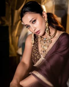 मिमी चक्रवर्ती की 10 खूबसूरत तस्वीरें: स्टाइल और ग्लैमर से भरपूर अंदाज़ जो आपको कर देंगे दीवाना