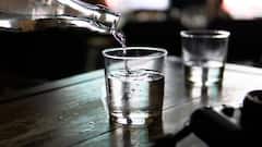 Drinking Bottle Water: भारत में कितने लोग पीते हैं बोतल का पानी, आंकड़ा जानकर उड़ जाएंगे होश