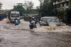 Monorail Mumbai Rains: मुंबईतील मोनोरेल आज पुन्हा बंद पडली; प्रवाशांना काढलं बाहेर, महिन्याभरात तिसऱ्यांदा बिघाड