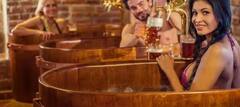 Beer Bath Trend: પાણી નહીં, બિયરથી સ્નાન કરે છે લોકો, આ દેશમાં છે 'બિયર બાથ'નો ટ્રેડ?