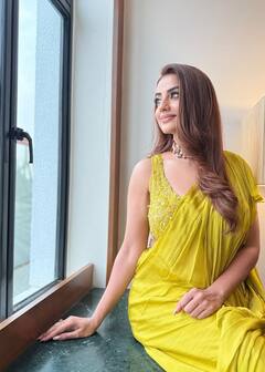 अक्षरा सिंह की 8 खूबसूरत तस्वीरें, जिन्हें देख आप भी कहेंगे भोजपुरी हसीना किसी बॉलीवुड एक्ट्रेस से कम नहीं