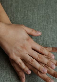 ਨਹੁੰ ਦੱਸਦੇ ਸਿਹਤ ਦਾ ਹਾਲ: ਜੇ ਇਹ 5 ਬਦਲਾਅ ਦਿਖਣ, ਤੁਰੰਤ ਡਾਕਟਰ ਨਾਲ ਕਰੋ ਸਲਾਹ