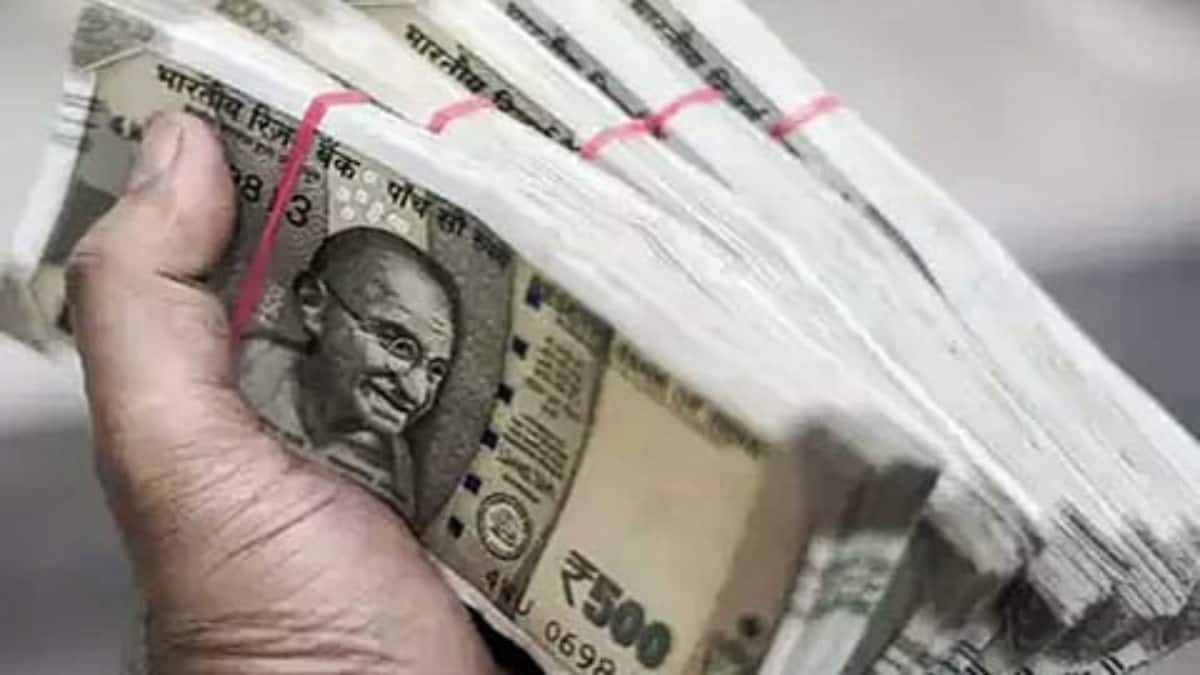 கடன் கொடுக்க மறுத்ததால் மூதாட்டிக்கு நேர்ந்த சோகம்! 20 வயது பெண் செய்த கொடூரம்