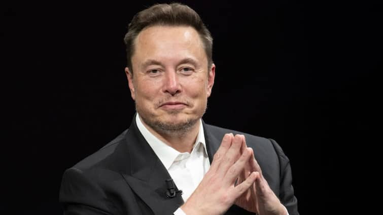 <div>Elon Musk Is Hiring For 'MacroHard': Everything You Need To Know About This New Venture</div>