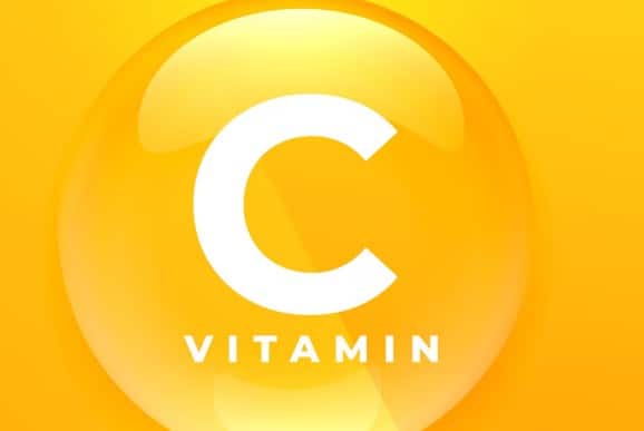 अनानास में पाए जाने वाले पोषक तत्व: अनानास विटामिन C, फाइबर, कैल्शियम और मैग्नीशियम से भरपूर होता है. यह पाचन को बेहतर करने और इम्युनिटी बढ़ाने में मदद करता है.