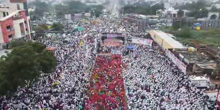 हैदराबाद गॅझेट लागू करून बंजारा समाजाला एसटी प्रवर्गातून आरक्षण देण्याची मागणी या मोर्चाद्वारे करण्यात आली.