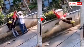 तेज रफ्तार कार ने बाइक में टक्कर मारी तो उलटी लटक गई लड़की, यूजर्स बोले- लड़का होता तो...