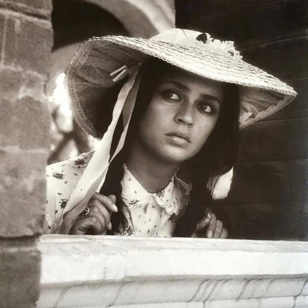 Actress -turned -polytisian Nafisa's life has been full of bold decisions and achievements. His journey was not ordinary in national level swimming to win beauty pageants, steps into Bollywood and politics.