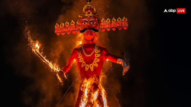 Dussehra 2025: दशहरा कब है? 1 या 2 अक्टूूबर को, जानिए रावण दहन का शुभ मुहूर्त, तिथि और योग के बारे में