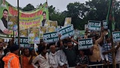 आखिर चुनाव के पहले RJD के इस MLA का क्यों होने लगा विरोध, तेजस्वी यादव के सामने विधायक के खिलाफ नारेबाजी