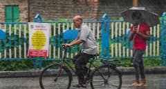 यूपी में कैसा रहेगा आज का मौसम? IMD ने इन जिलों में जताई बारिश की संभावना, जानें अपने शहर का हाल