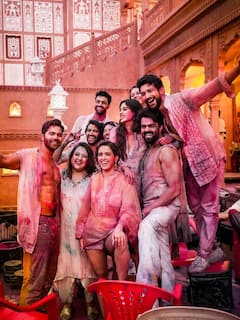 Sunny Sanskari ki Tulsi Kumari Fees: वरुण धवन या जाह्नवी कपूर किसने ली ज्यादा फीस? जान लें पूरी स्टारकास्ट ने छापे कितने नोट