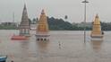 Pandharpur Rain: चंद्रभागा दुथडी भरून वाहू लागली, वाळवंटातील सर्व मंदिरे पाण्याखाली, PHOTO