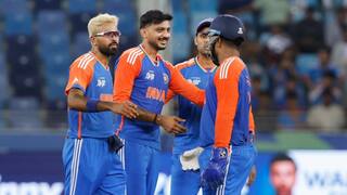 गेंदबाजी में कुलदीप बेस्ट, तो बैटिंग में अभिषेक शर्मा ने मचाया गदर; देखें 2025 Asia Cup में टॉप-5 भारतीय खिलाड़ी