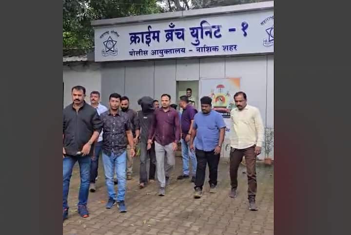 पोलिसांनी गुन्ह्यात वापरलेली दुचाकी आणि चोरी केलेलं मंगळसूत्र असा एकूण १ लाख ९० हजार रुपयांचा मुद्देमाल जप्त केला असून, पुढील तपास सुरू आहे.