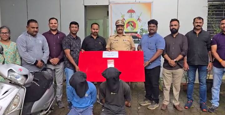 नाशिकच्या रामवाडी परिसरात चोरट्यांनी पाणी मागत घरात शिरून महिलेला फसवत गळ्यातील सोन्याचं मंगळसूत्र चोरल्याचा प्रकार उघडकीस आला आहे.