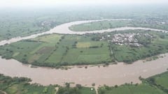 Marathwada Rain Update : मराठवाड्यात पावसाची दाणादाण, अनेक गावांचा संपर्क तुटला; बीड शहराला पाणीपुरवठा करणारे बिंदुसरा धरण ओव्हरफ्लो