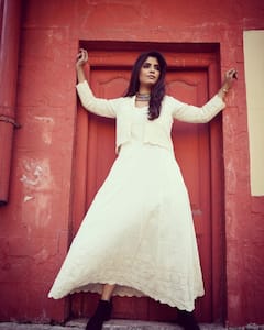 टीवी की 'पहली नागिन' की 10 तस्वीरें, मौनी रॉय से पहले रूप बदल ले चुकी हैं दुश्मनों से बदला