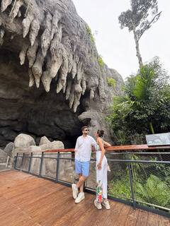 तेजस्वी प्रकाश संग सिंगापुर में वेकेशन मना रहे हैं करण कुंद्रा, फोटोज देख फैंस बोले- Cutie
