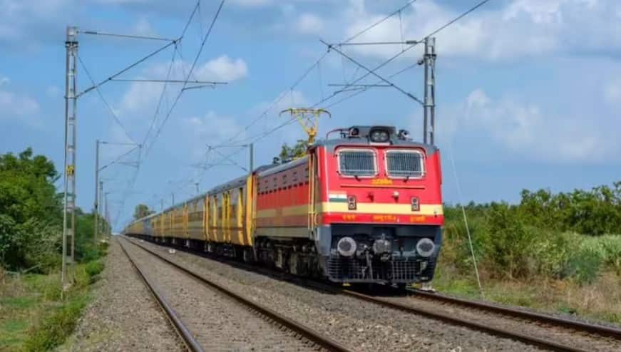 Southern Railway: தென்மாவட்ட மக்களே..! ரயில் சேவையில் மிகப்பெரிய மாற்றம் - எழும்பூர் கட், தாம்பரம் ஒன்லி