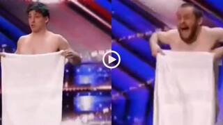 Video: रणबीर कपूर को भूल जाएंगे आप, दो लड़कों ने तौलिया डांस कर स्टेज पर लगाई आग,  हंस-हंसकर हो जाएंगे लोटपोट!