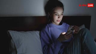 स्मार्टफोन की लत, कहीं धीरे-धीरे आपकी सेहत तो नहीं बिगड़ रही?
