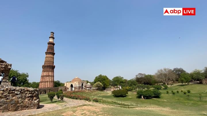 Facts About Qutub Minar Delhi: कभी कुतुब मीनार के दरवाजे लोगों के लिए खोलो जाते थे, लेकिन एक खतरनाक हादसे के बाद से पर्यटकों को केवल बाहर से ही इसकी खूबसूरती देखने की अनुमति है.
