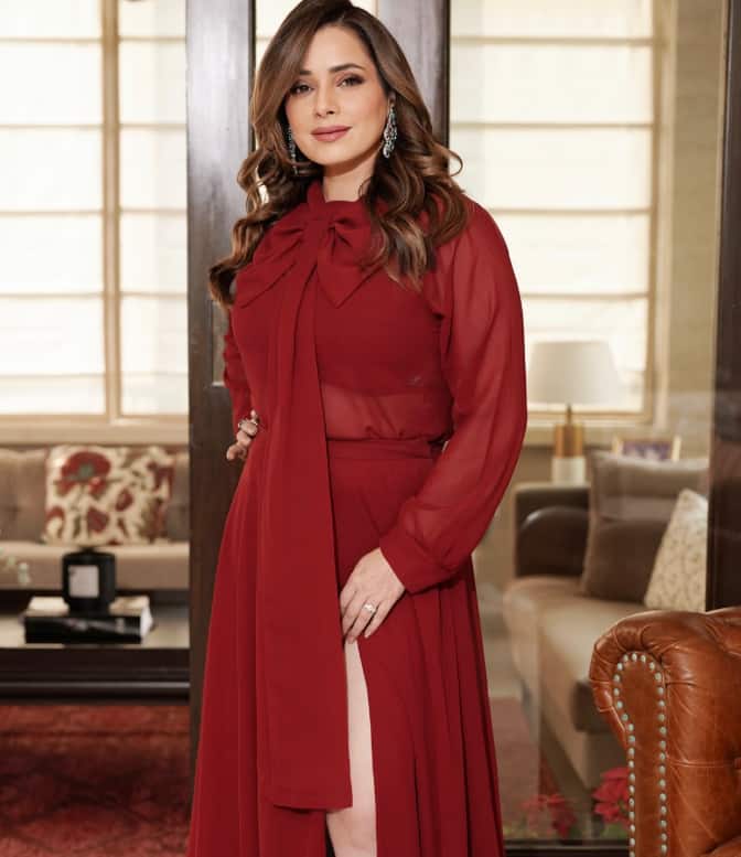 Neelam married actor Sameer Soni, married in 2011 and has been together since then. Before marrying Sameer Soni, Neelam was married to Rishi Sethia, son of a UK businessman. He was married in 2000, but shortly after he got divorced.