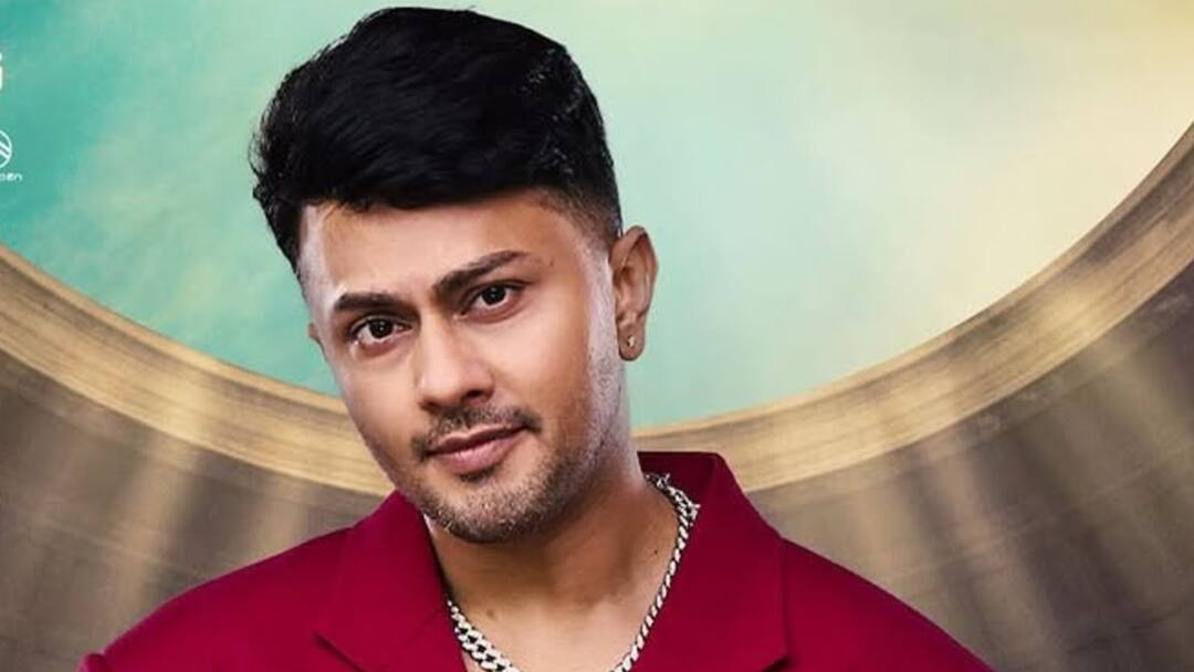 Awez Darbar Reveals Playing Football With Ranbir Kapoor, Virat Kohli, MS Dhoni And Tiger Shroff