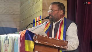 जगद्गुरु रामभद्राचार्य पर भड़के स्वामी प्रसाद मौर्य, कहा- वो पागलपन के शिकार...