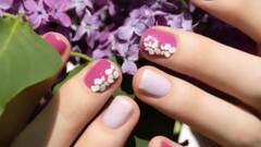 Nail Art Tips: দেখনদারিতে বড় ক্ষতি হয়ে যাচ্ছে না তো? নেইল আর্ট, নেইল এক্সটেনশন করানোয় রয়েছে ঝুঁকিও