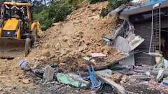 Dehradun Flash Flood Update: देहरादून में 17 की मौत, 13 से अधिक लापता, कई पुल और सड़कें क्षतिग्रस्त, जानें- अब तक के अपडेट्स