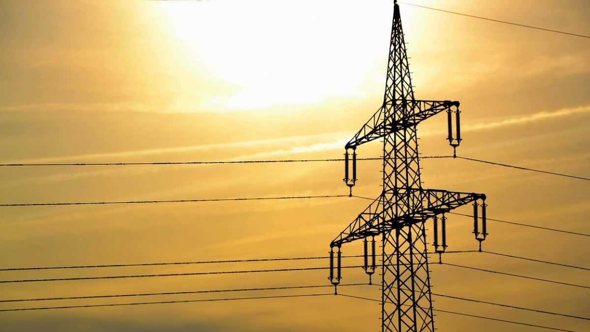 Tiruppur Power Shutdown : திருப்பூரில் நாளை(15-11-25) மின் தடை! உங்க ஏரியா இருக்கா? முக்கிய அறிவிப்பு வெளியீடு!