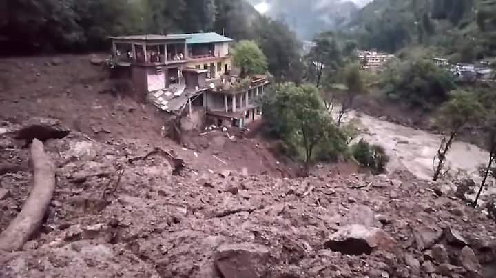 इस संबंध में निरंतर प्रशासन से संपर्क में हूं और स्वयं स्थिति की गहन निगरानी कर रहा हूं. ईश्वर से सभी के सकुशल होने की प्रार्थना करता हूं.भाजपा सांसद अनिल बलूनी ने उत्तराखंड में भूस्खलन की घटनाओं पर दुख जताया.