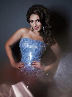 Seerat Kapoor PHOTO: 58000 રુપિયાની કિંમતના ફ્લોર લેન્થ ટ્યૂલ સિક્વિન ગાઉનમાં સીરત કપૂરે બતાવ્યો જલવો